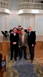 Een deel van de jury van de 'International Clarinet Competition' in het 'Tchaikovsky Conservatory' Moskou met de legendarische fagottist Valeri Popov (Rachmaninov Hall)