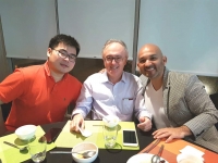 Met oud-studenten Zhen Sun (prof Conservatory ChengDu/china) en Marco Mazini (prof University of Lima/Peru)